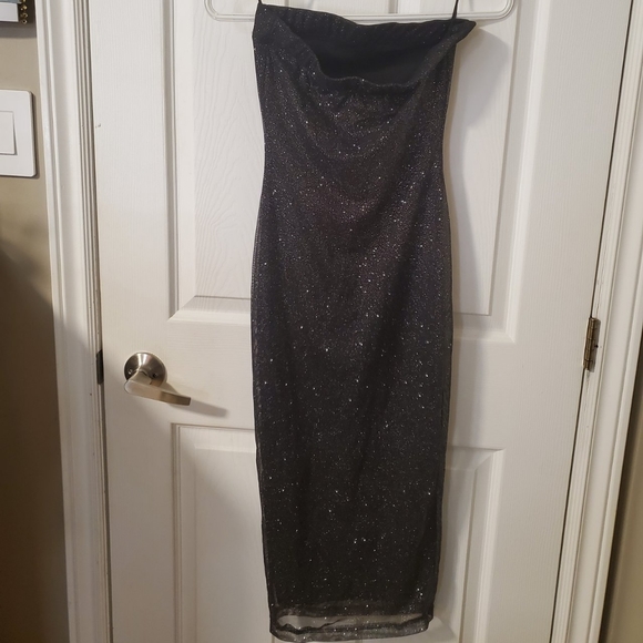Sparkly dress from Pseudio - Picture 2 of 3